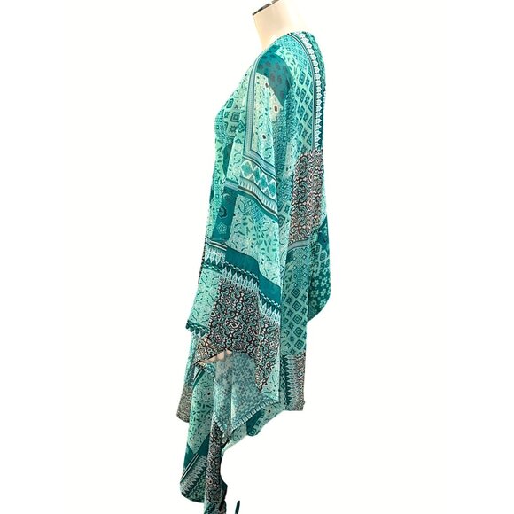 CCC Bohemian Style Patchwork Cape Lightweight Sheer Fabric Elegant Turquoise Whi - Picture 3 of 10